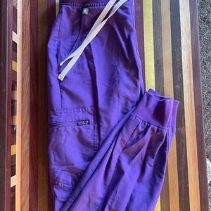 Figs Joggers (XS) Figs Top (XXS) FULL SET